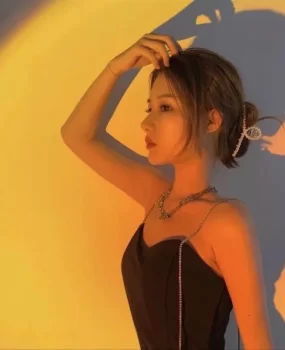 18岁美女兼职