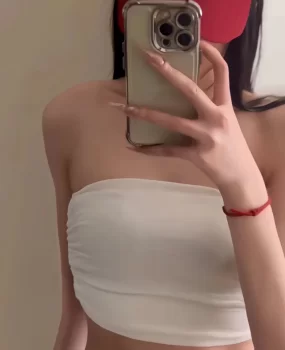 一个非常漂亮小姐姐,很骚