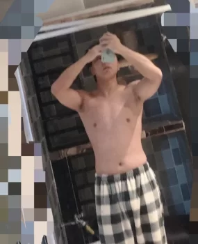 芜湖男模 体力很好