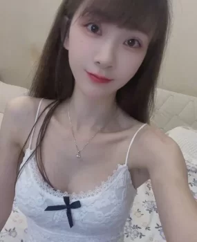 风骚够骚小妖精