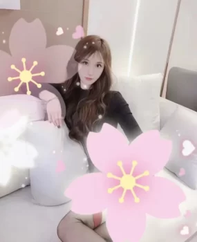 东大路慕容美人儿