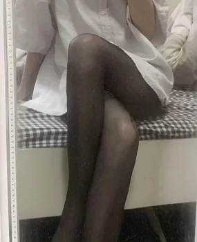 Q附近人找的兼职小妹