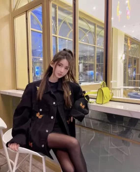 舞蹈室热辣黑丝姐姐床上功夫好棒