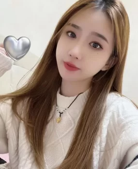 可甜可咸柔妹子