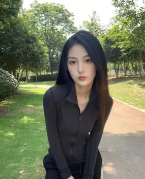 无锡梁溪区姐姐兼职黑丝长腿诱惑