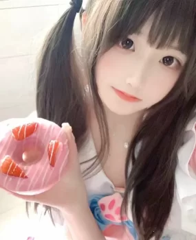 清纯学生妹暑假兼职