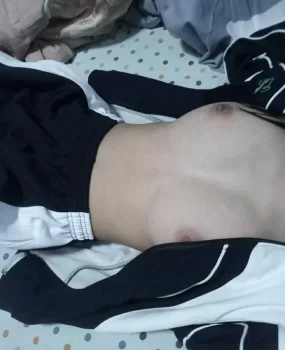 无锡小湿妹三点粉嫩