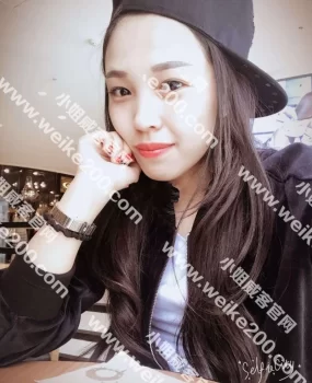 太阳宫附近发情的小野猫红袖,圆滚滚的奶子,水灵灵的骚气上演制服诱惑,艹的过瘾