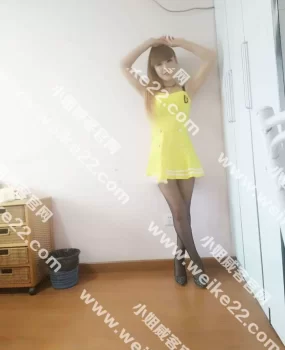 帝都新生代妖艳货色,战斗力不服不行,性感的疯狂的激吻