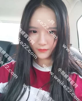 00后小萝莉,小粉穴,又美又骚尺度还挺大