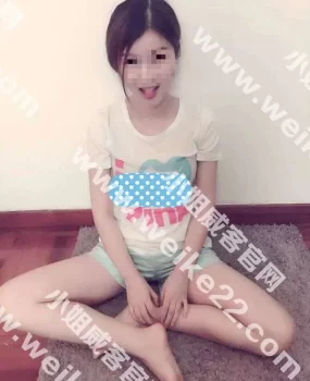 水做的女孩,来自杭州的软萌妹水儿,苗条长腿,青春水嫩,文艺气质范十足