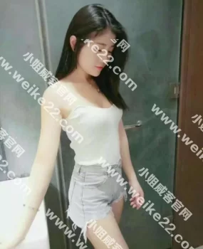 极品粉嫩女小雨颜值高粉嫩的B