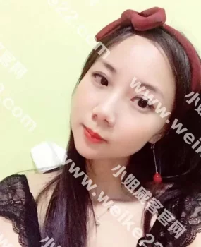 2017年不留遗憾，终于约到了兼职女神—-小梦，粉粉嫩嫩水超多，分享交作业