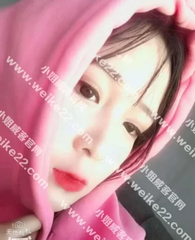 西大望路刚17的嫩鸡，C+奶子，逼紧的厉害！