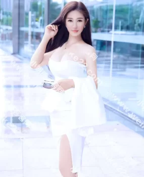 颜射职场白领，又美又骚！两个小时不限次的放纵，大波劲爆好猛的