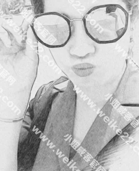 广渠门外吃了一片柠檬，感觉微酸