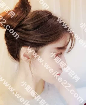 约会气质美女，艳福不浅，姿色宜人性感丝袜各种风骚床上猛