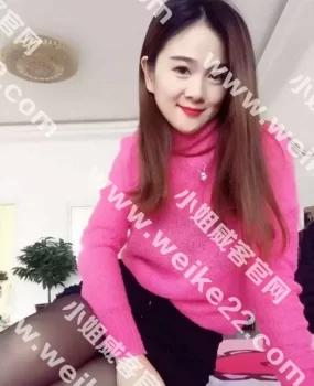 山城出美女啊，小巧可爱，高挑气质的长腿妹妹