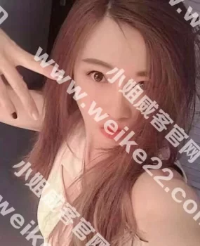 高颜值长腿妹妹，女上位骑乘爽翻天，能K还能深！