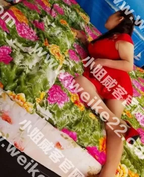 大屁股少妇可双飞可三通