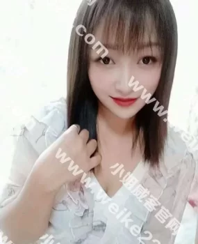 风骚导游芯柔骚到骨子里