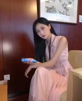 朝阳爆艹20岁清纯少女，爽歪歪系列