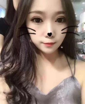 贡献朝阳小区里妹子3枚