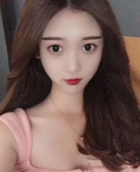 性感小美女三点粉