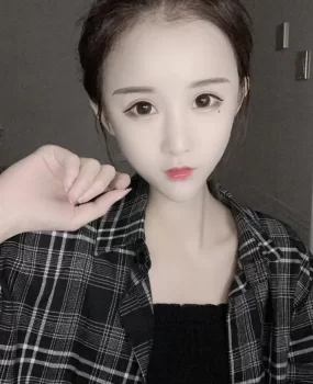 激情四射小嫩妹，三点粉水多b紧