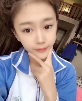 清纯可爱的学生妹，粉嫩巢穴，刚入行还没有开发好