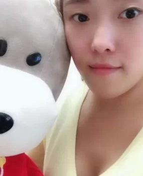 很浪的妹子，很能喷水