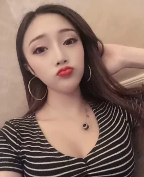 在附近偶然看见的妹妹，丰满型