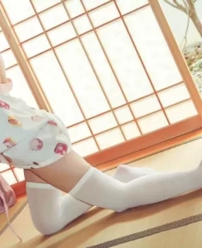 出差朋友介绍的嫩妹妹