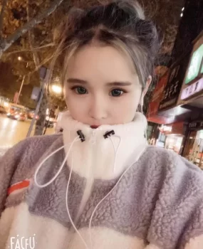 偶遇19岁少女