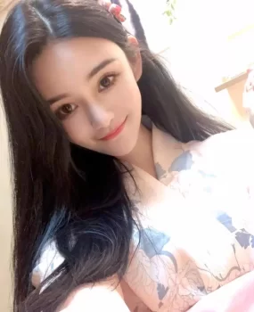 体验长腿性感小妞