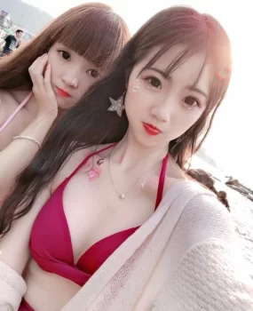 幼儿园教师，挺爽的，