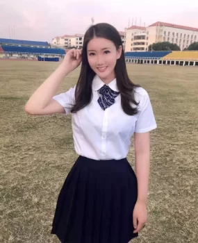 水嫩骚逼，售楼小姐，银行职员 ，出来做兼职