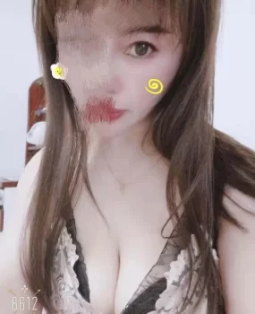 性感妖娆的少妇，服务周到真是爽！