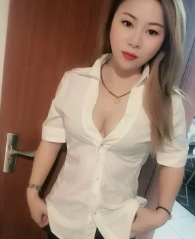 大雁塔的妹子思思