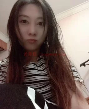 95年单身美女