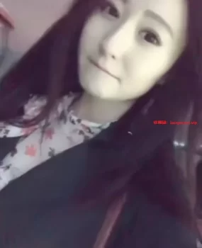 北京朝阳合租房角色扮演性感妹妹