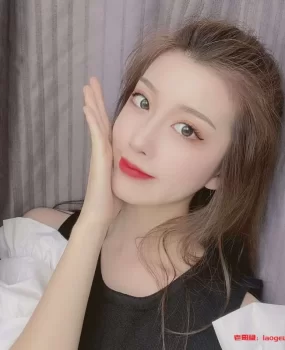 这个MM实在是太诱人了，水又多，感觉太爽