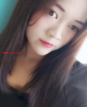 18岁的学生妹儿，还是比较安逸