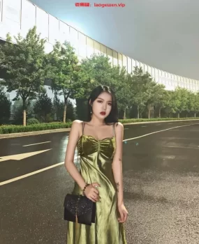 天津刚下海的性感骚妹妹，水多的流不完 得紧！