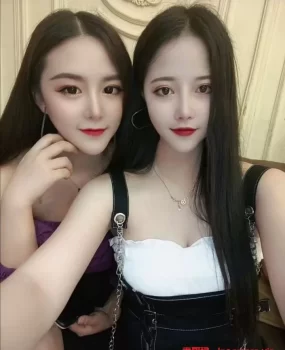 双飞气质姐妹花,靠谱靠谱