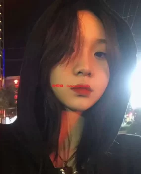 无锡极品鲍鱼，酥胸俏臀，丰满诱人