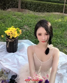 天津极品首开，气质女神兼职，很乖很配合