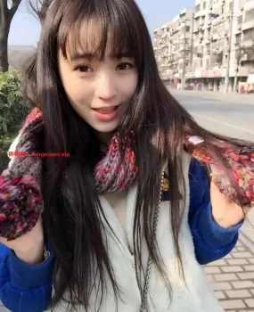 刚刚毕业多久的妹妹长得高腿长 推荐狼友