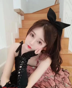 郑州极品妹妹可甜可咸，粉嫩多汁，姿势配合