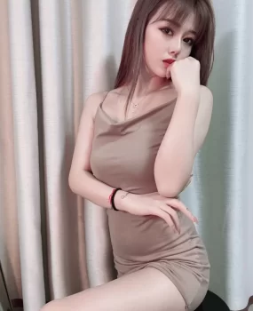 绝对真实体验,手感级佳,蜜汁爆棚,价格还算亲民,小推荐一下!